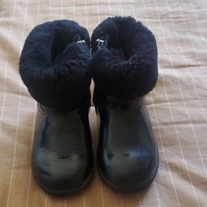 Ugg boots sz 6 toddler